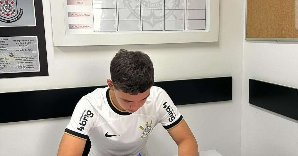 Irmão de Gabriel Moscardo assina com o Corinthians e jogará com filho de Fagner