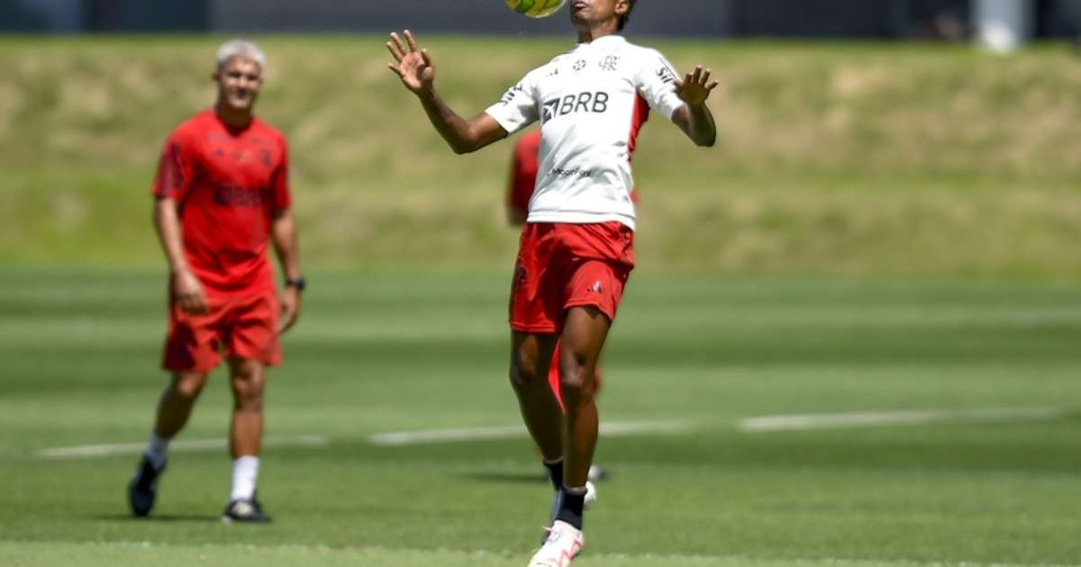 Demora por renovação faz Bruno Henrique ouvir outros clubes