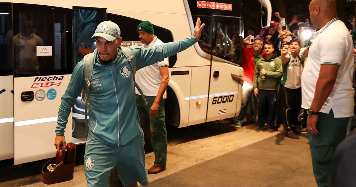 Palmeiras chega a Buenos Aires para jogo contra o Boca pela semifinal da Libertadores