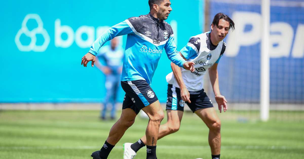 Com foco na bola parada, Grêmio faz penúltimo treino visando confronto diante do Fortaleza no Brasileiro
