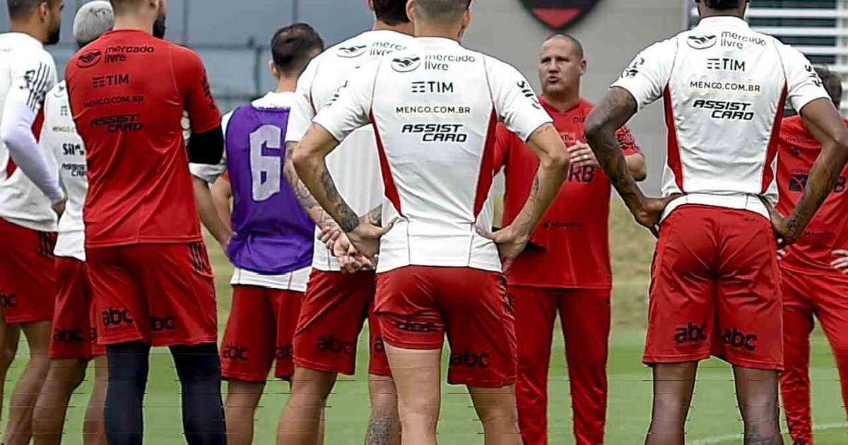 Com Mário Jorge, Flamengo encerra preparação para enfrentar o Bahia