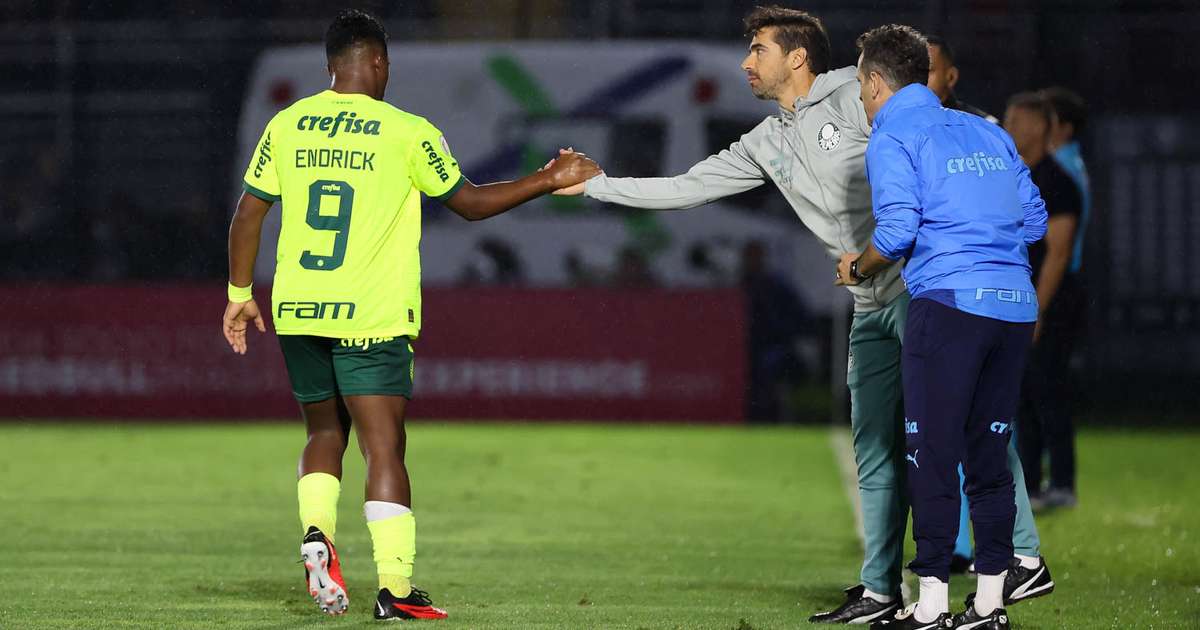 Endrick marca contra o Bragantino e finda jejum de 11 jogos com a camisa do Palmeiras