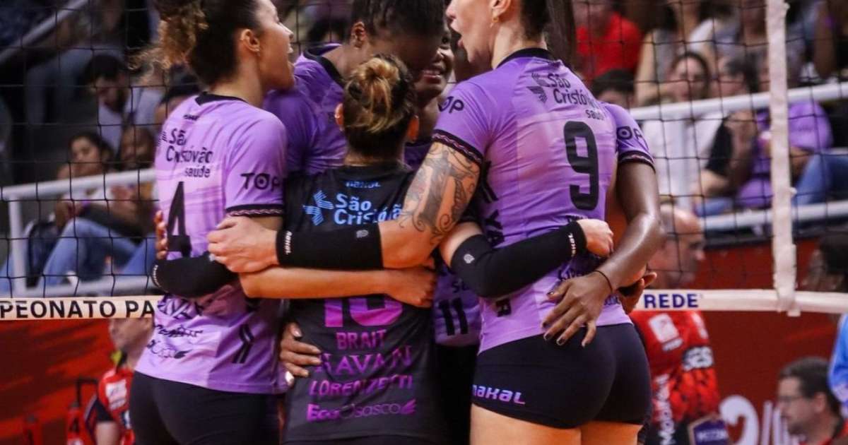 Pinheiros derrota o Vôlei Futuro e conquista o Paulista de vôlei feminino