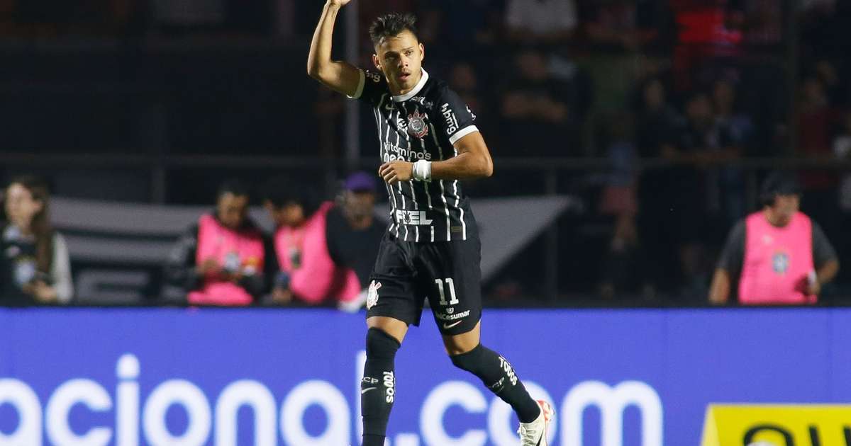 Romero volta a marcar com a camisa do Corinthians