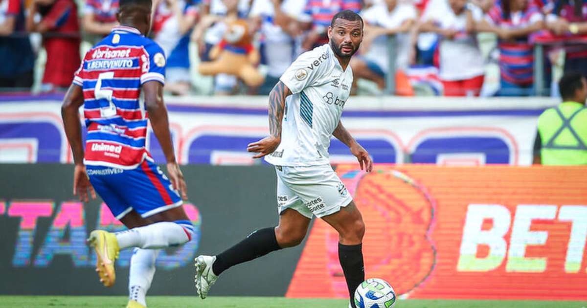 Grêmio: João Pedro Galvão será reavaliado após dores musculares