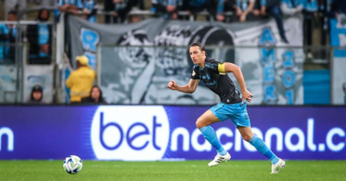 Dirigente do Grêmio está otimista sobre renovação de Geromel