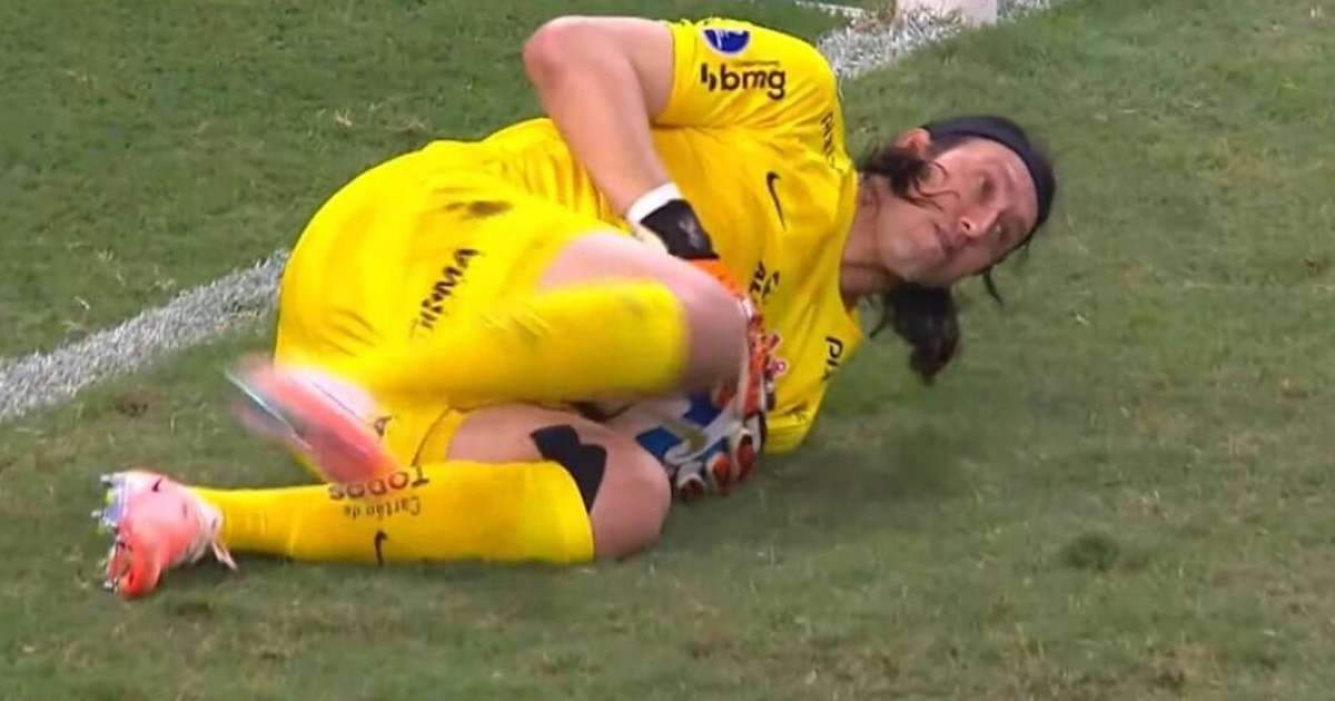 Cássio pede reação rápida no Corinthians após eliminação