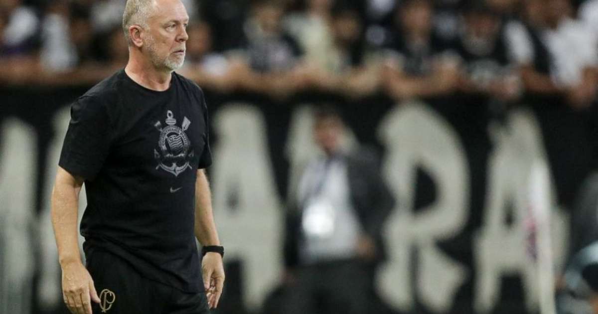 Novo técnico, Mano Menezes vai apostar no coletivo do Corinthians