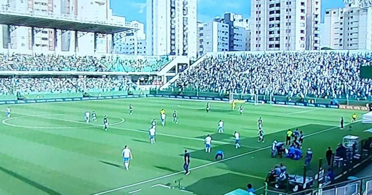 Veja as imagens do gol antológico de Gilberto, do Bahia, sobre o Goiás