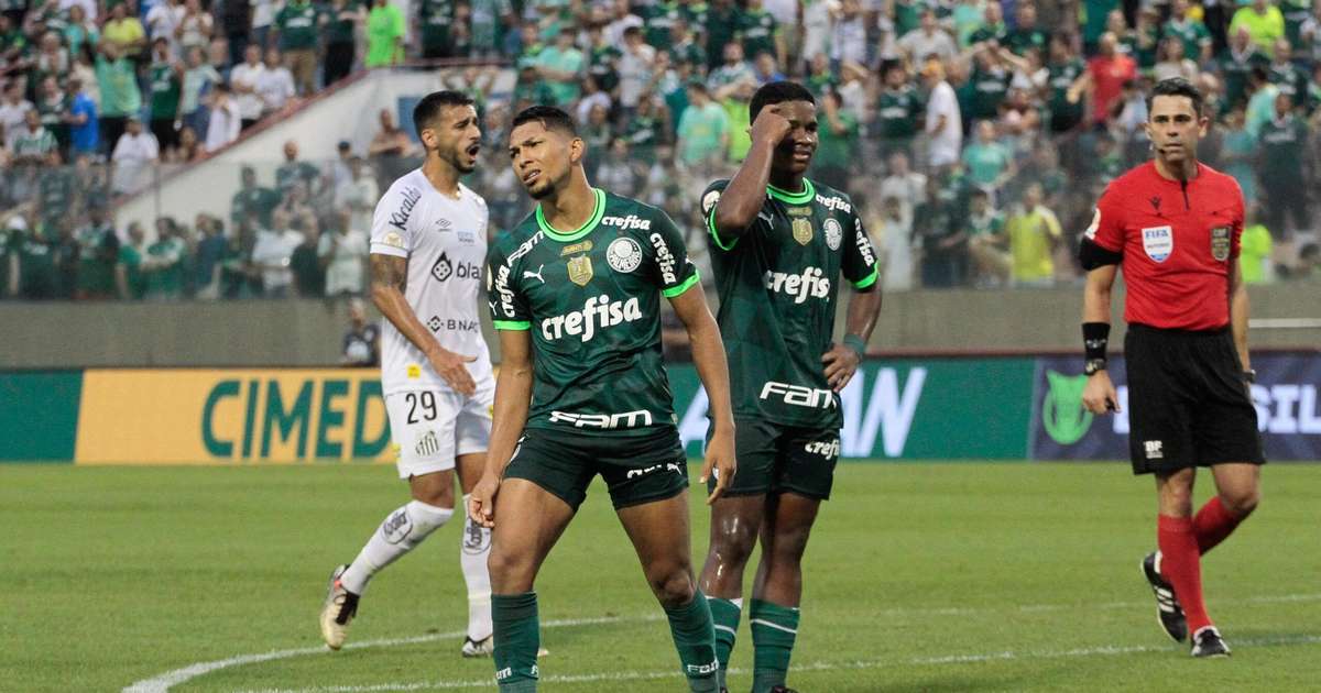 Em crise, Palmeiras tem estratégia para blindar elenco de críticas