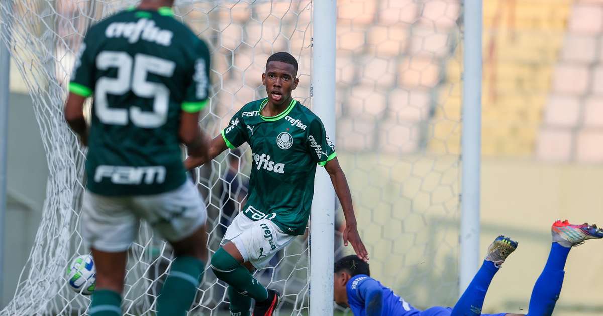 Palmeiras enfrenta o Corinthians na semifinal do Brasileirão Sub-17
