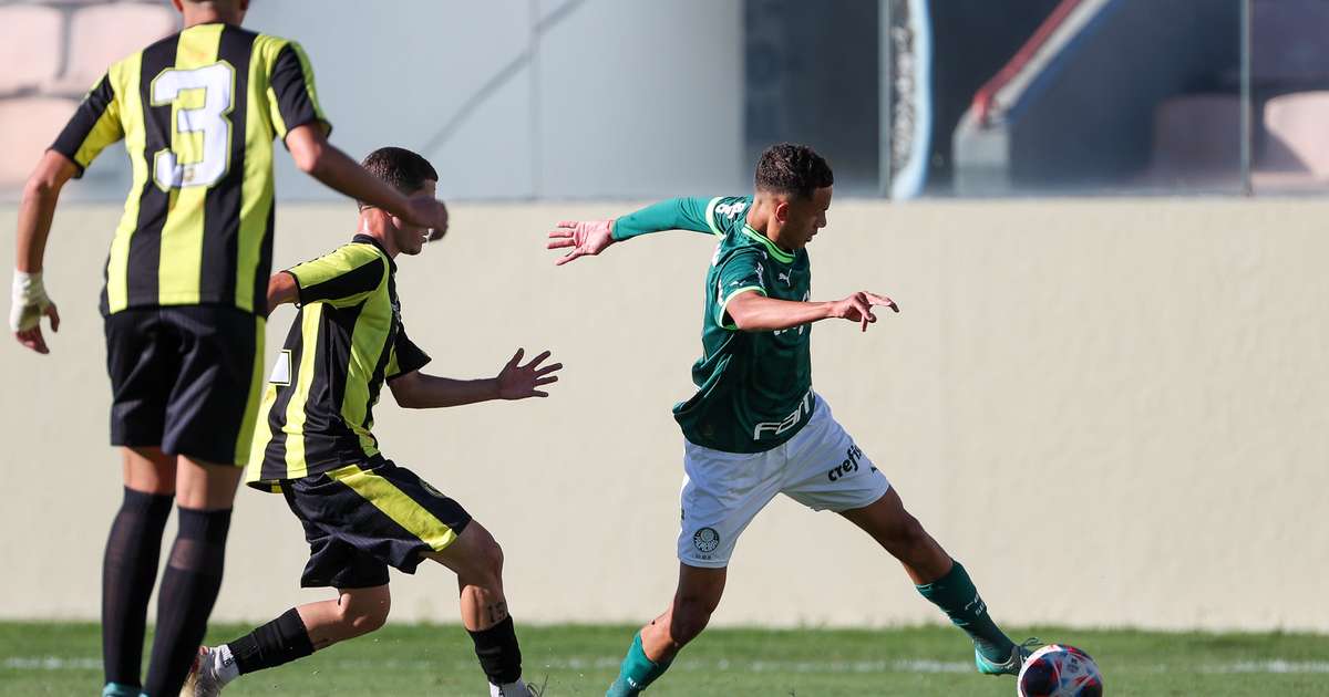 Thauan comemora classificação antecipada do Palmeiras no Paulista Sub-20