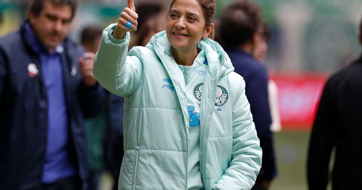 Com atacante na mira, Leila quer até quatro reforços para o Palmeiras