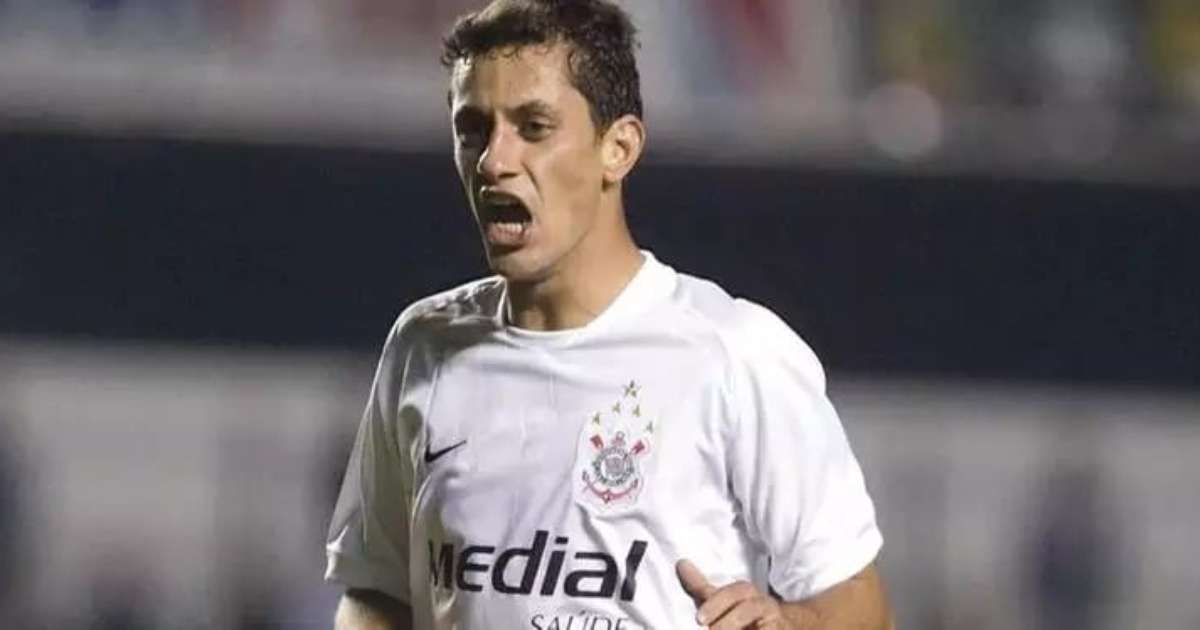 Ex-jogador acusa o Corinthians de 