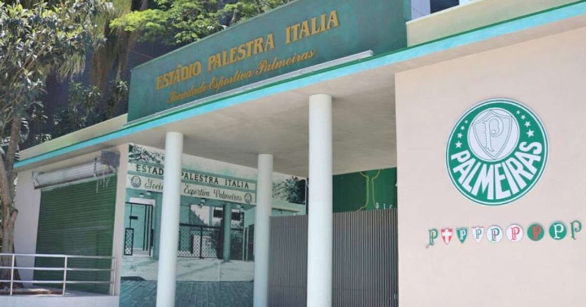 Conselheiros do Palmeiras protestam contra Leila: 