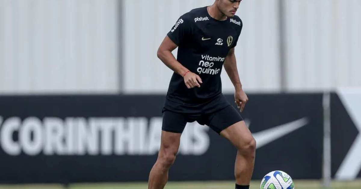 Fausto Vera ganha atenção de Mano Menezes após 