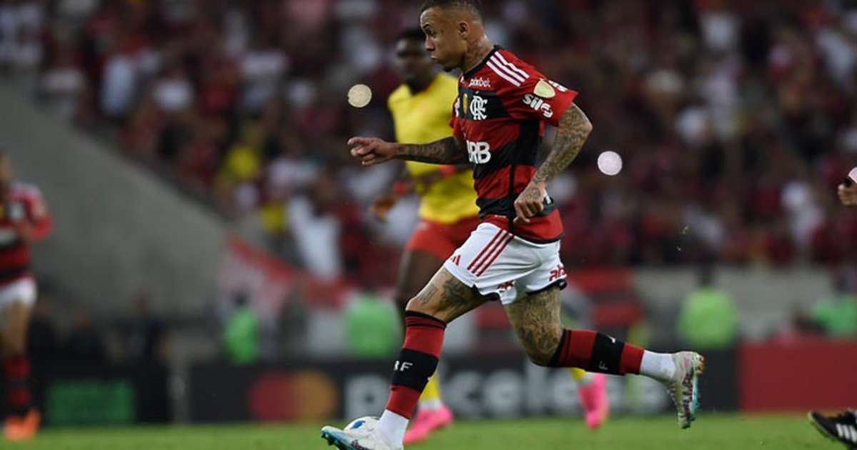 Em alta, Cebolinha decidiu último Flamengo x Atlético no Maracanã