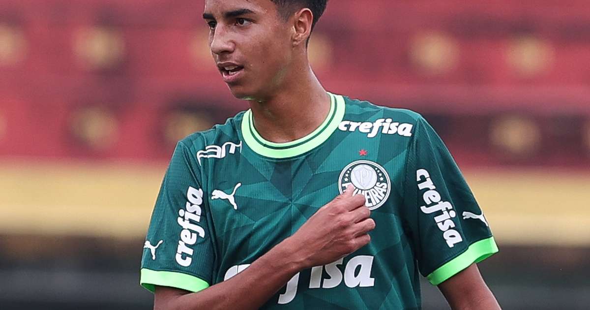 Capitão da Seleção, parceiro de Endrick... Quem é Vitor Reis, joia do Palmeiras citada em jornal inglês