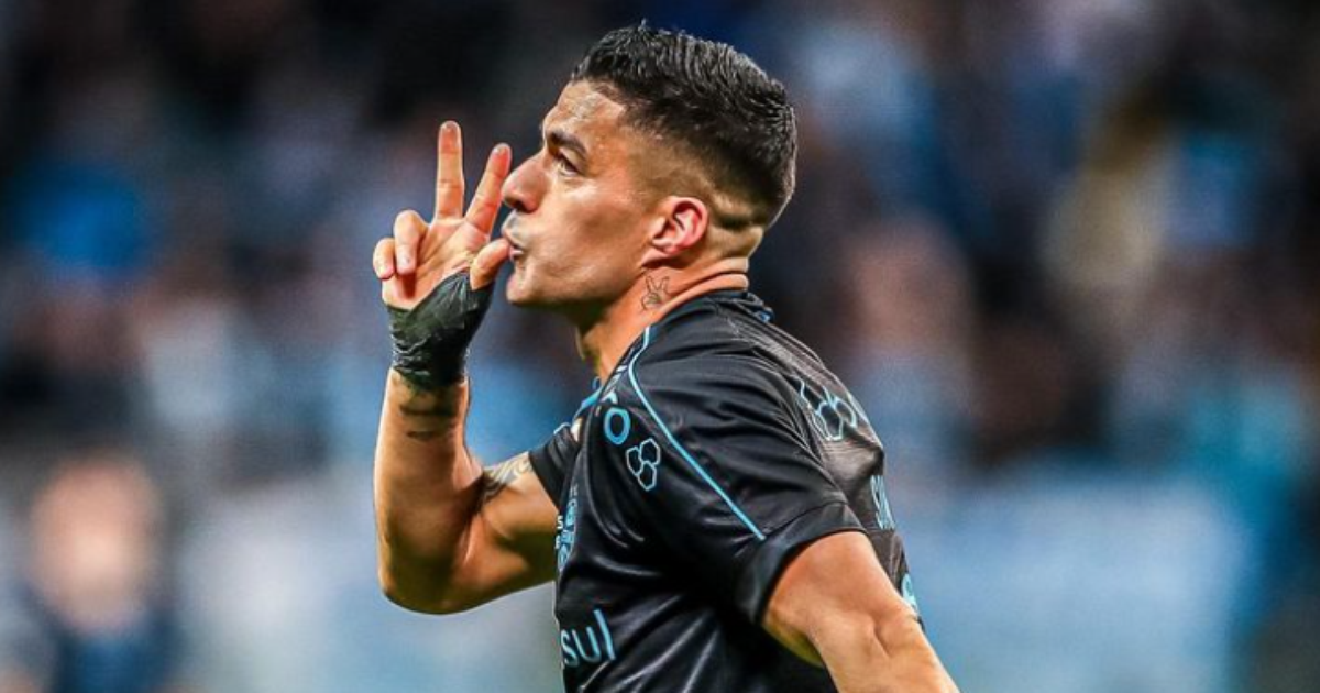 Grêmio: Suaréz volta aos treinamentos e ataque pode ter mudanças para jogo contra o Athletico-PR