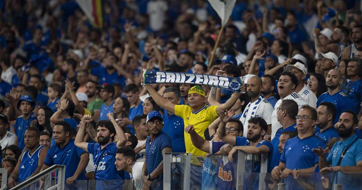 Ronaldo cobra apoio da torcida do Cruzeiro por permanência na Série A