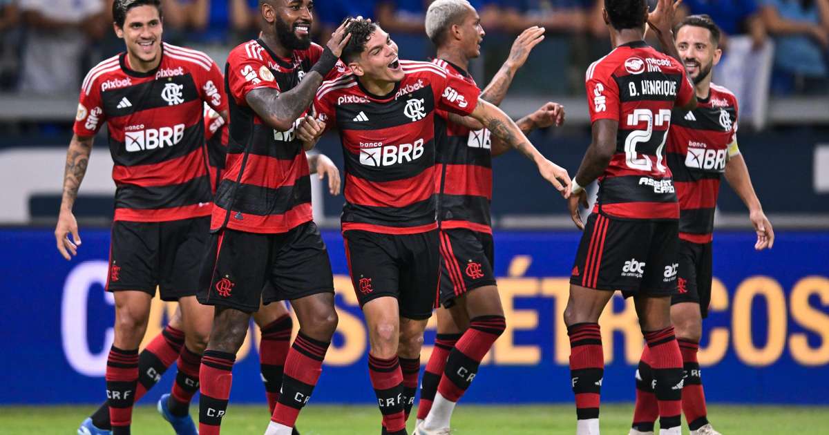 Ayrton Lucas marca na estreia de Tite e diz: É um treinador que falta palavras