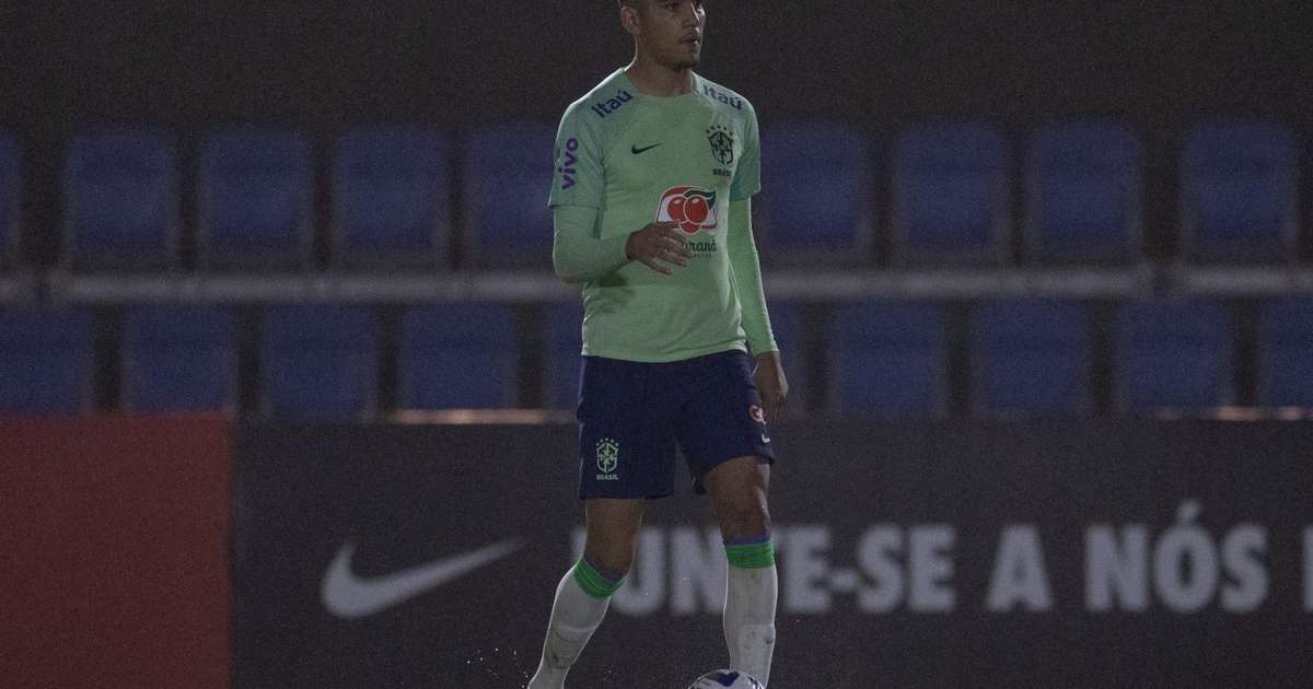 Da quase desistência à Seleção, conheça a história de Gustavo Martins, zagueiro do Grêmio e da Seleção