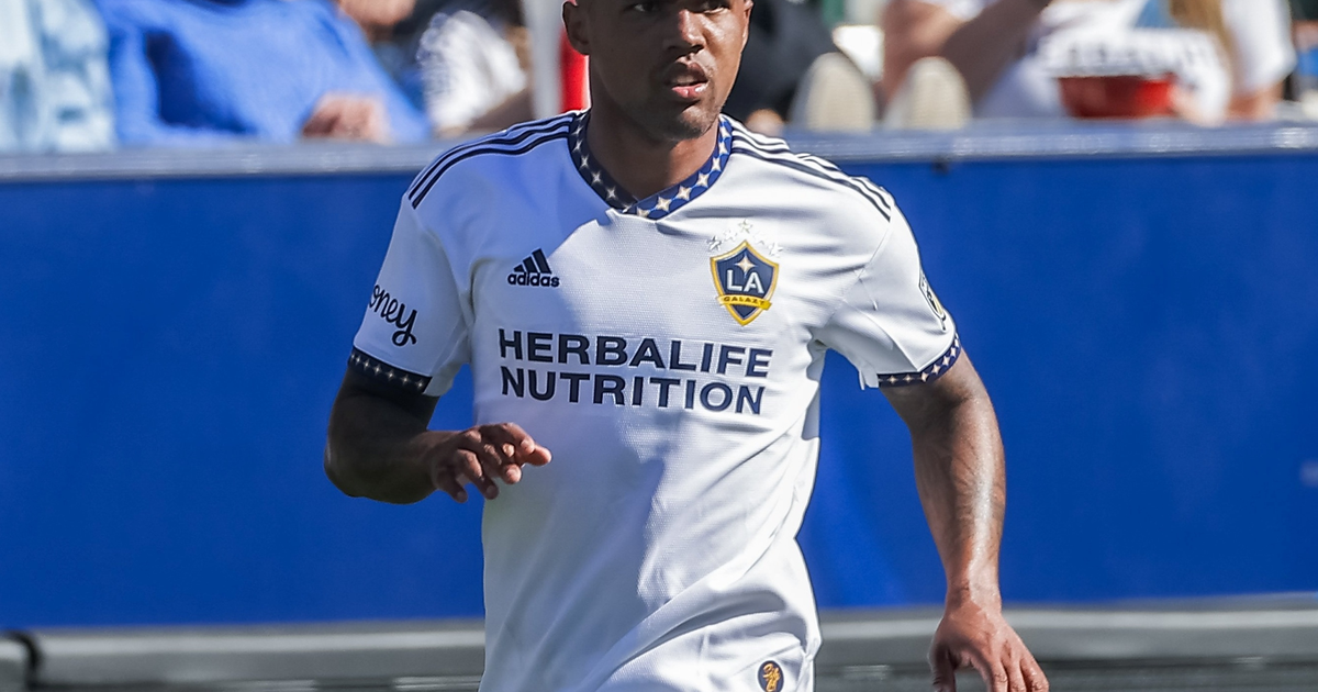 Douglas Costa deixa o Los Angeles Galaxy e fica livre no mercado