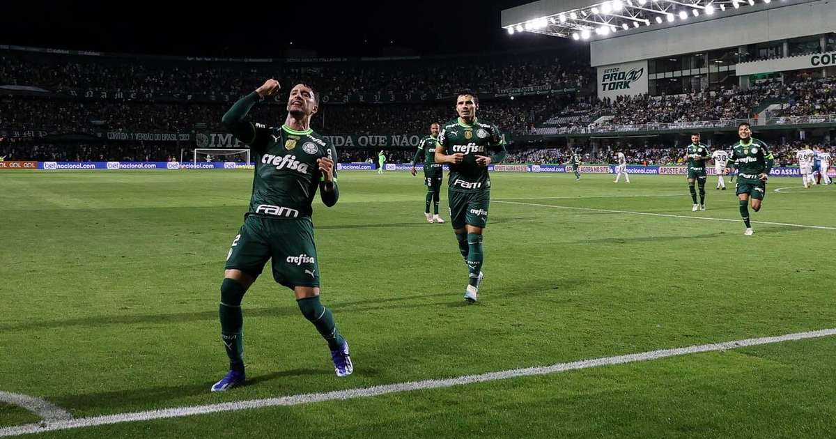 Vitória do Palmeiras sobre o Coritiba evita pior sequência da 