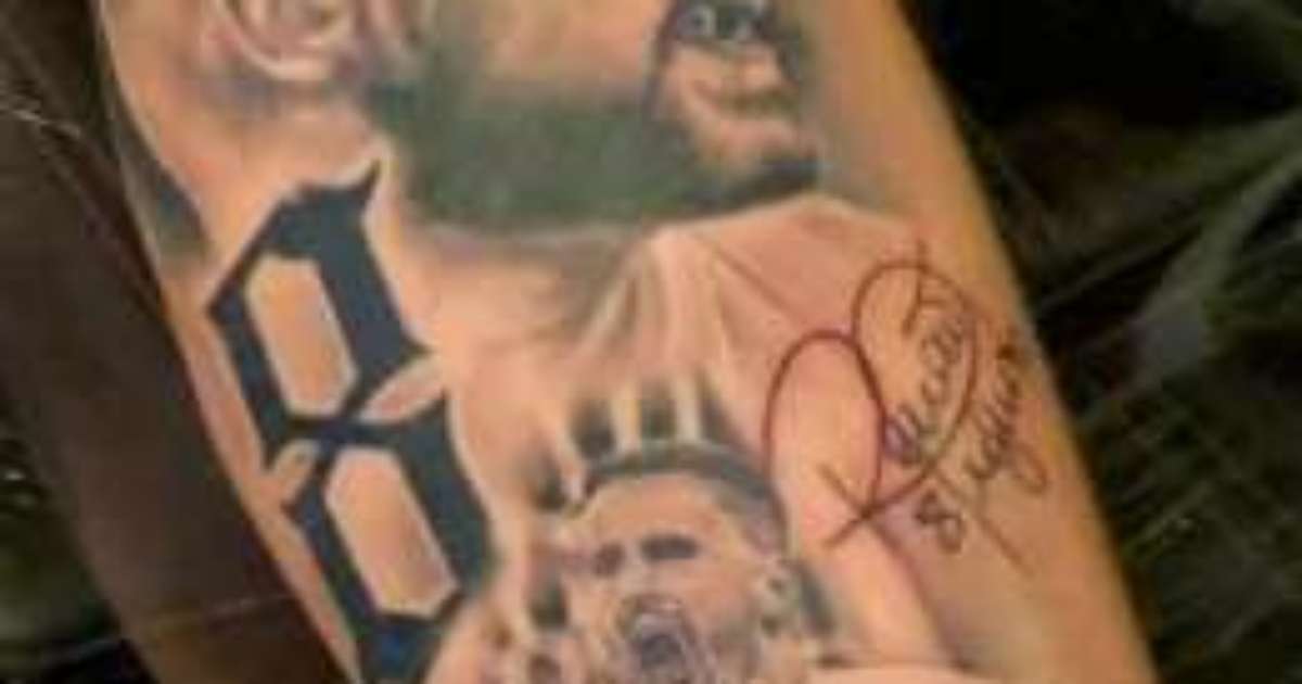 Torcedor do Corinthians homenageia Renato Augusto com tatuagem; veja história