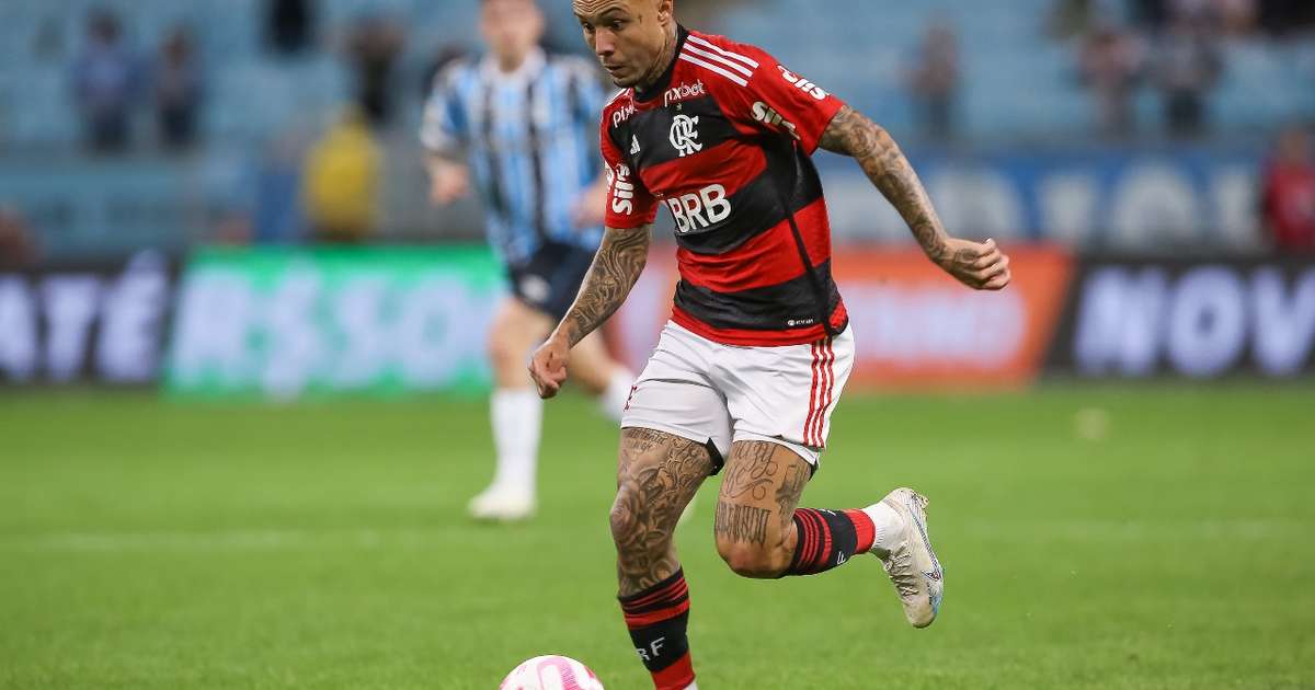 Em alta, Cebolinha decidiu último Flamengo x Atlético no Maracanã