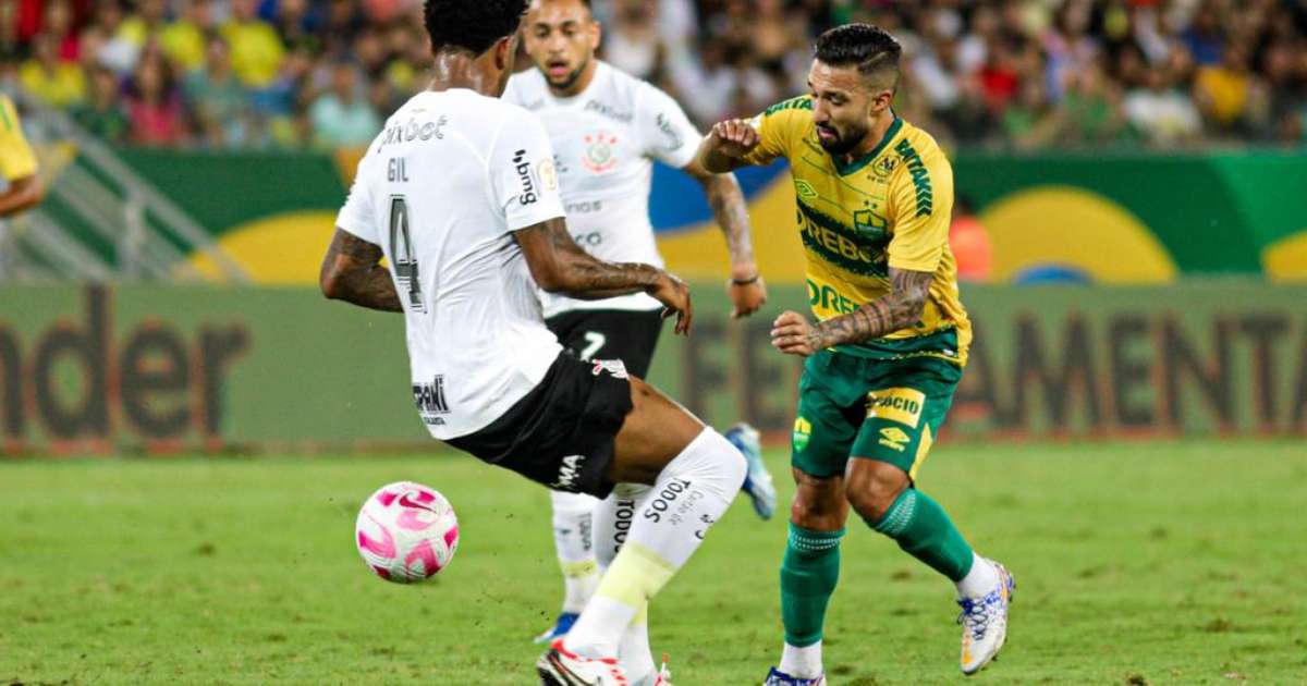 Gil comenta sobre gol do alívio do Corinthians: 