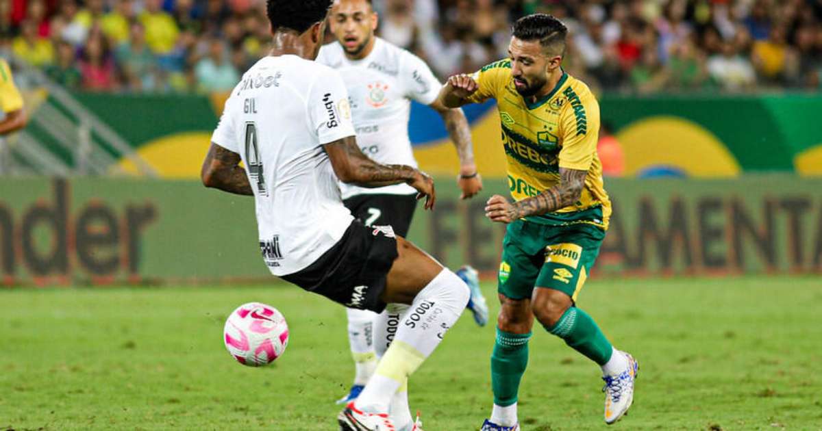 Gil valoriza união em vitória do Corinthians sobre o Cuiabá