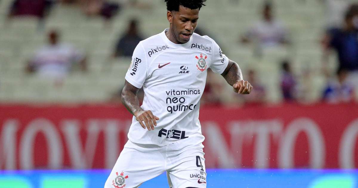 Gil destaca postura do Corinthians contra o Cuiabá e brinca com Romero: 