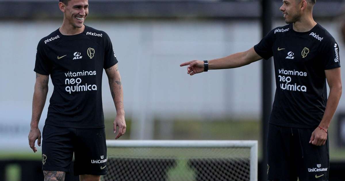 Paraguaio errado? Desde a chegada de Rojas, Romero é quem tem crescido no Corinthians