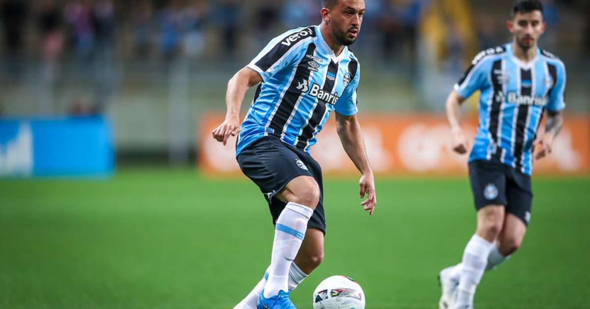 Villasanti trava renovação com o Grêmio e entra na mira do Palmeiras