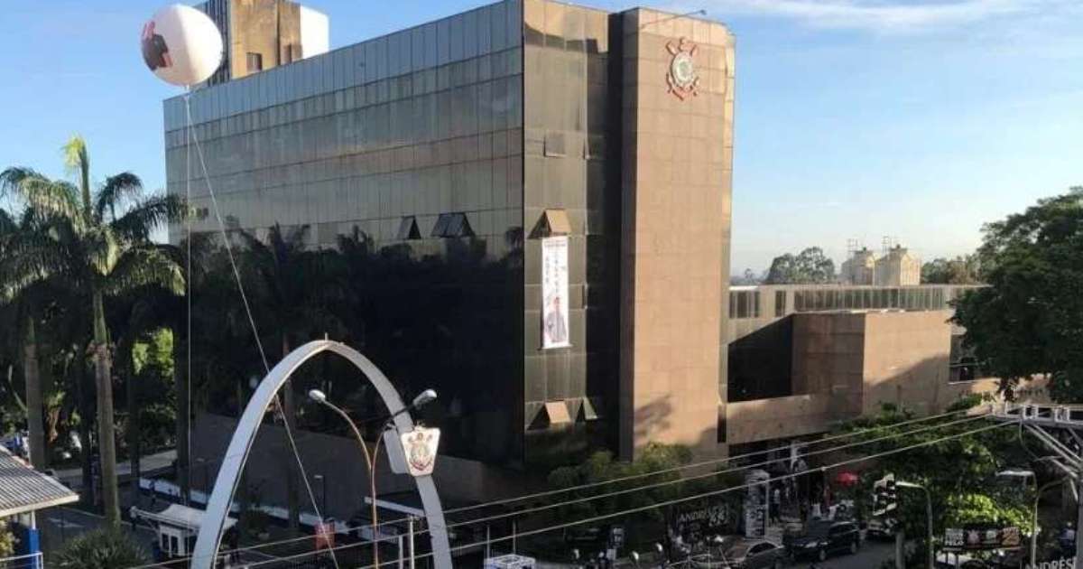 Membro da Comissão Eleitoral do Corinthians renuncia após vazamento de mensagens