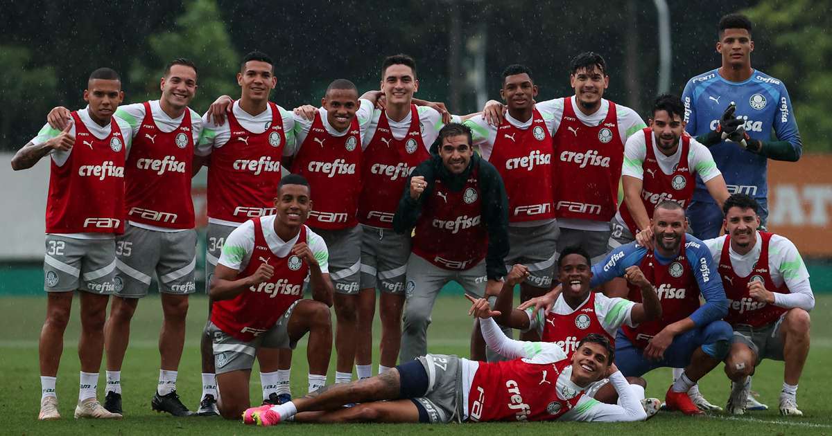 Palmeiras recebe Bahia buscando terceira vitória seguida em possível último jogo do ano no Allianz