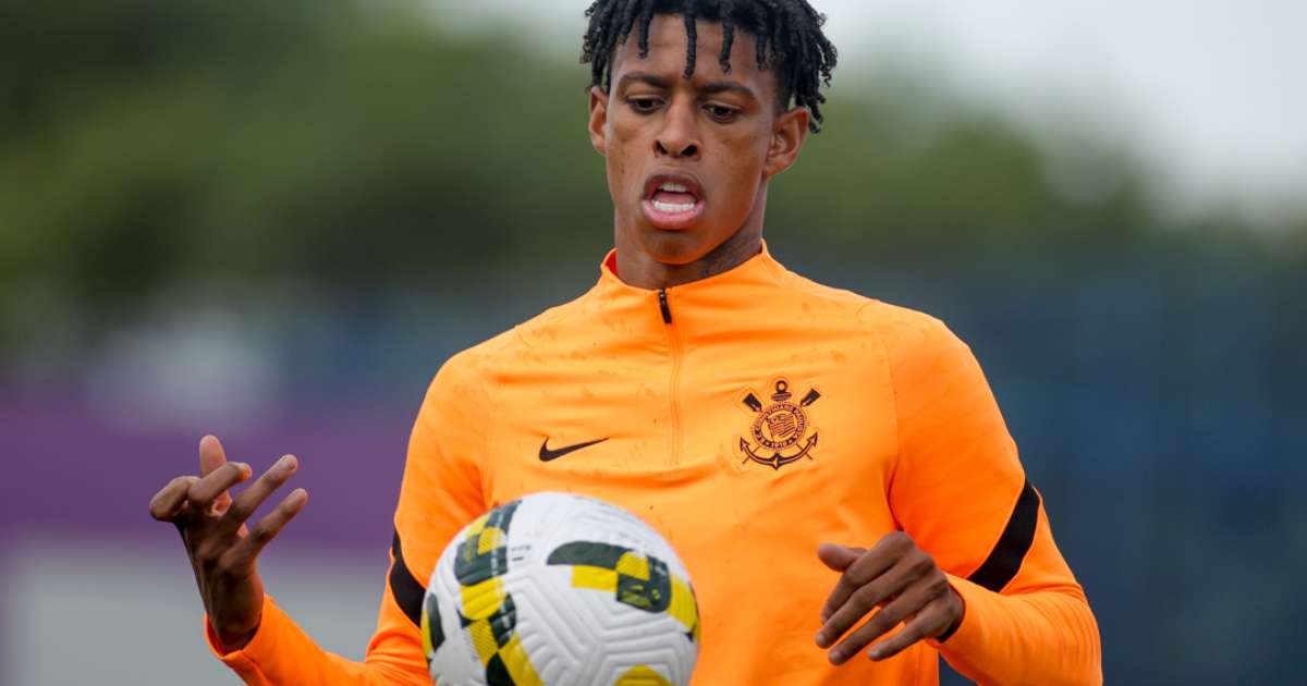 Robson Bambu, atualmente no Vasco, cobra Corinthians na justiça