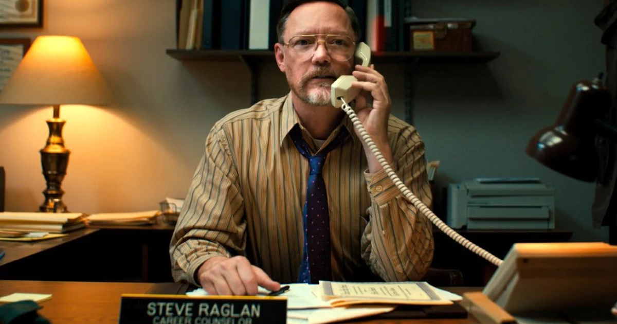 Steve Raglan Hair Color Você o reconheceu? É por isso que você conhece Steve Raglan de Five ...