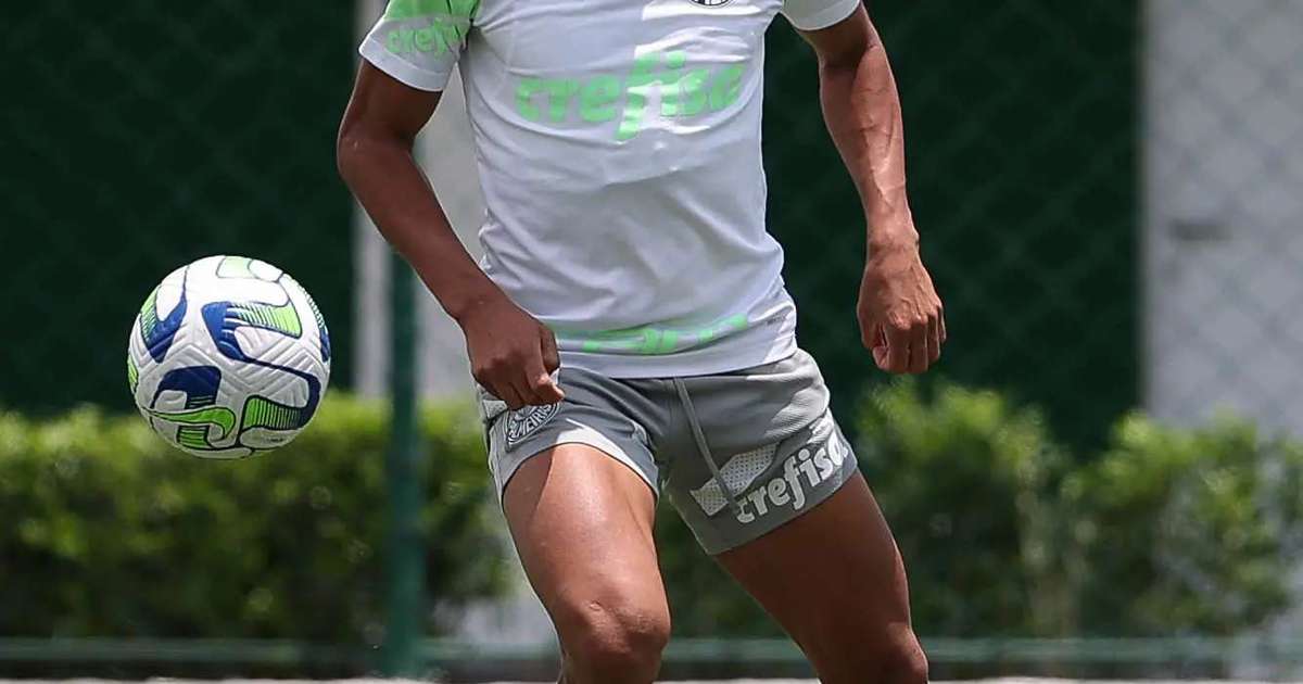 E o Rony? Em má fase, camisa 10 do Palmeiras não marca há dois meses e perde espaço no Verdão