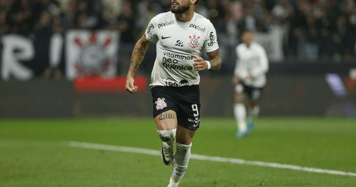 VÍDEO: Com frangaço de Bento, Corinthians vence o Athletico; veja os melhores momentos