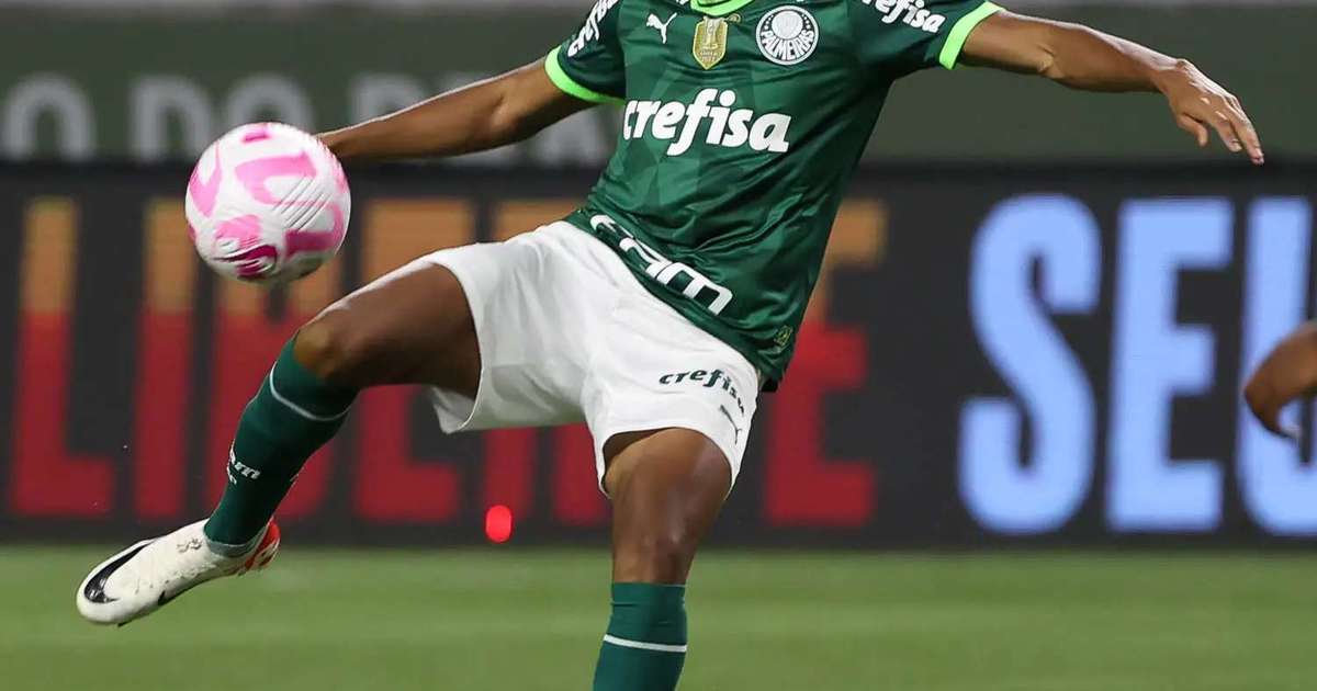 Palmeiras anuncia renovação de contrato com Luis Guilherme até 2026