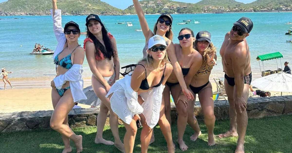 Noiva de Arrascaeta chama atenção e posta fotos de despedida de solteira