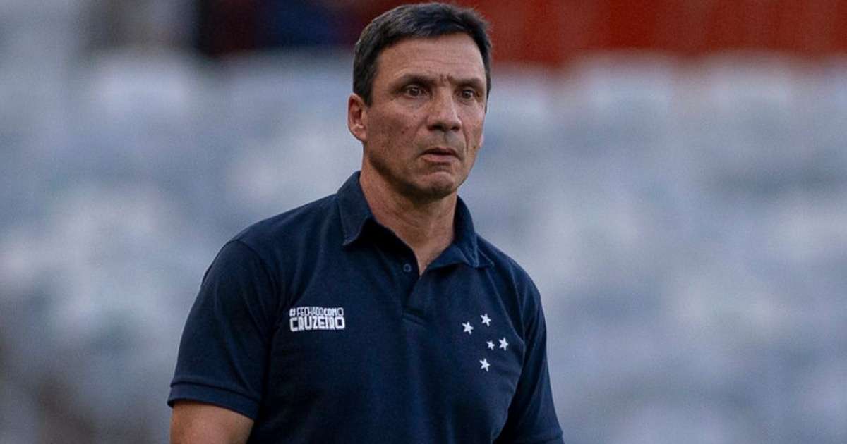 Zé Ricardo destaca ofensividade do Cruzeiro nas estatísticas e fala sobre ausência de peças da base