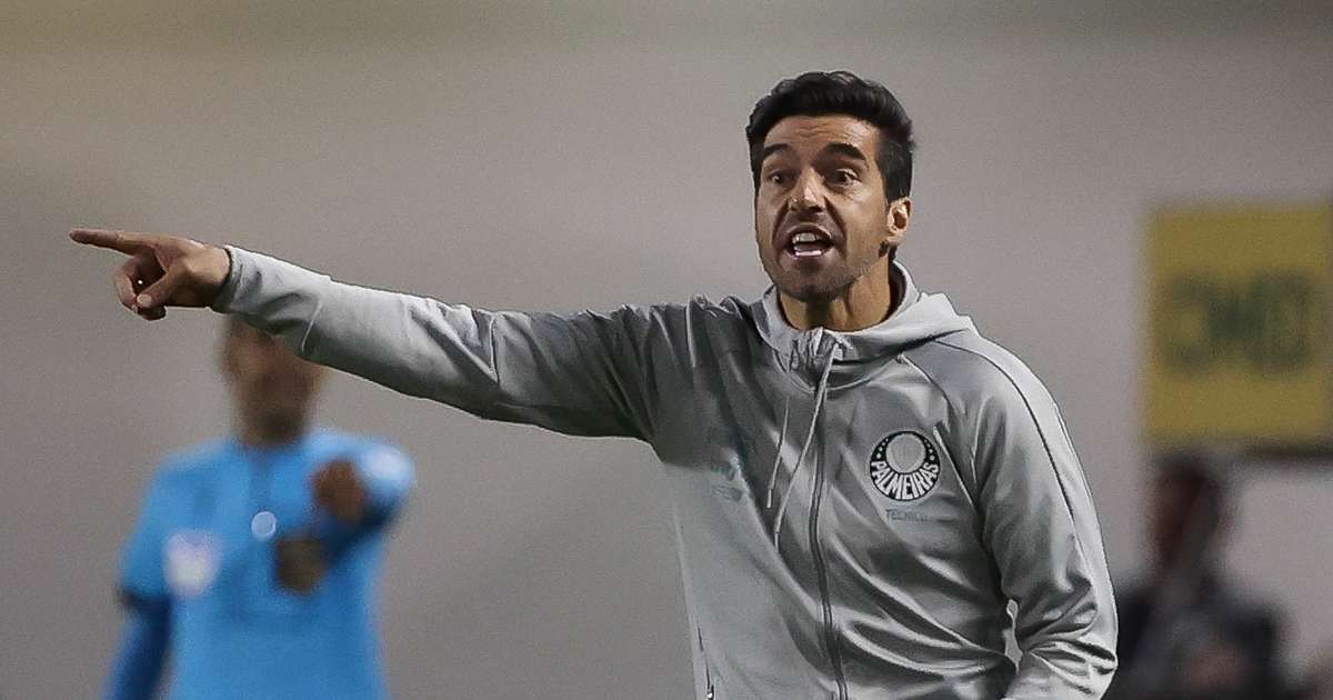 Abel Ferreira lamenta jogos longe do Allianz Parque: 