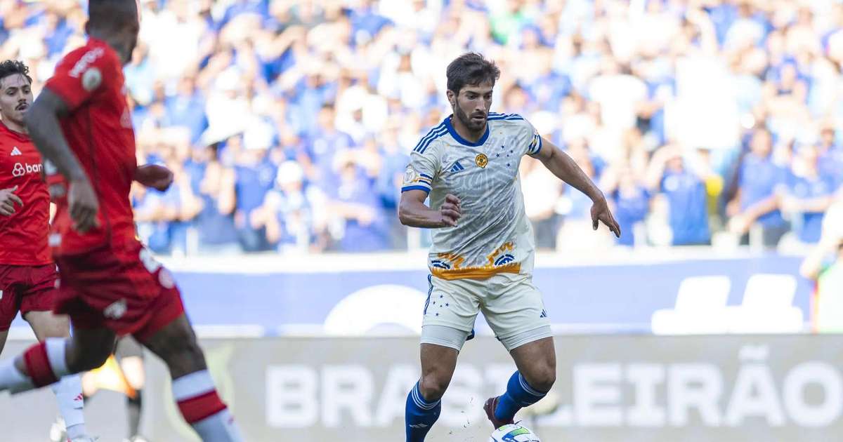 Lucas Silva vê partida digna de vitória e pede para Cruzeiro levantar a cabeça