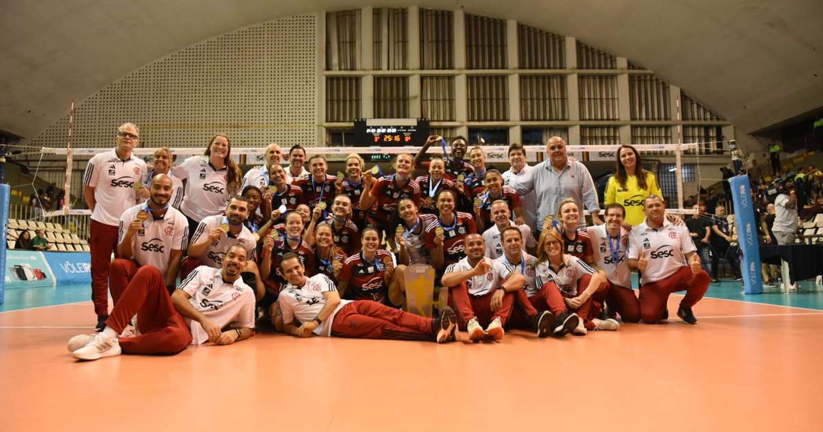 Pinheiros derrota o Vôlei Futuro e conquista o Paulista de vôlei feminino