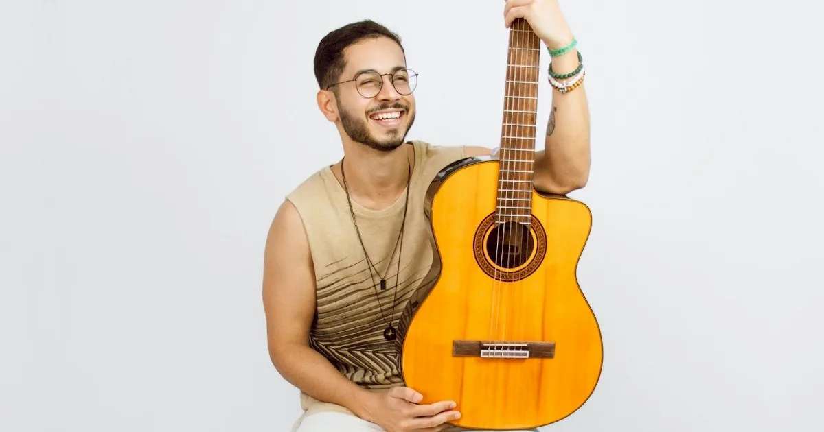 Nathan Carvalho Lança A Versão Acústica De Vida Leve 