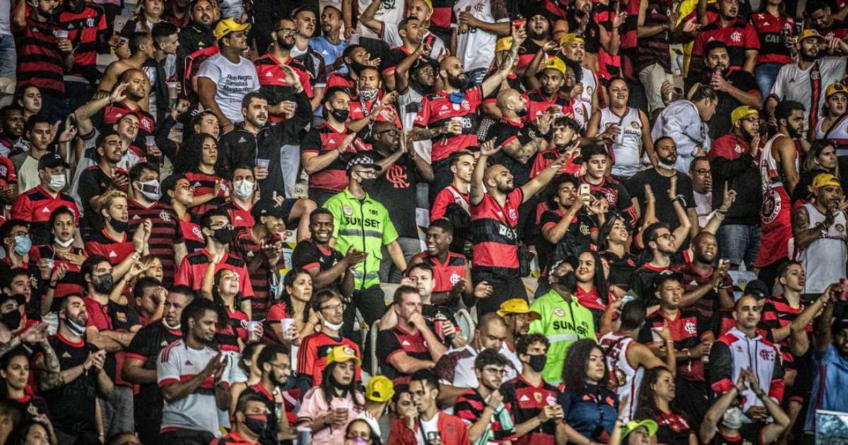 Flamengo e Palmeiras reacendem rivalidade em jogo decisivo