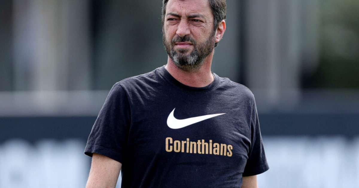 Duílio vê sucesso nas receitas do clube em meio a fracasso no campo